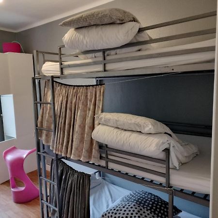 Lit En Dortoir Toulouse Minimes Apartment Exterior foto